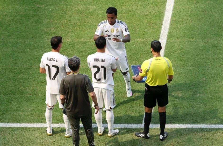 皇马险胜马竞,卡瓦尼扑点救主西甲 皇马险胜马竞,卡瓦尼扑点救主西甲